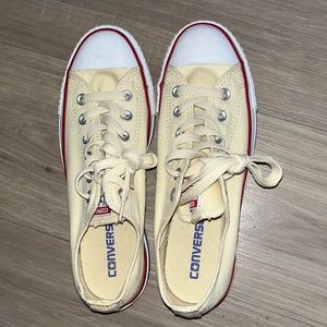 Brand new converse low top